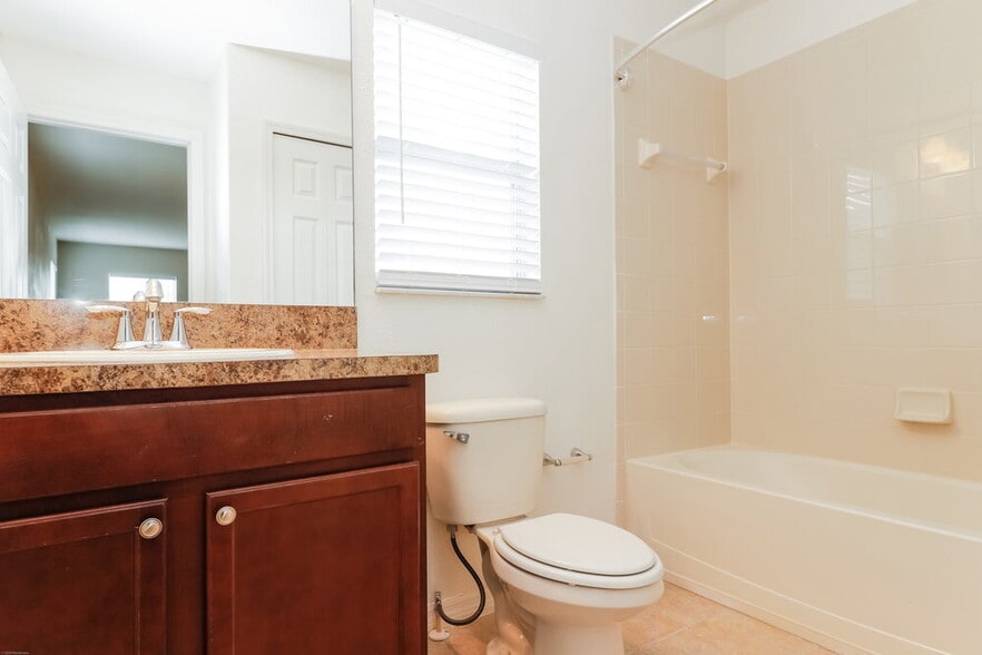 Building Photo - 12446 Duckett Ct