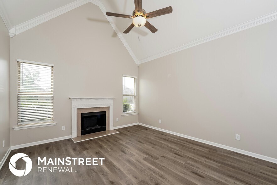 Building Photo - 1131 Avalon Dr