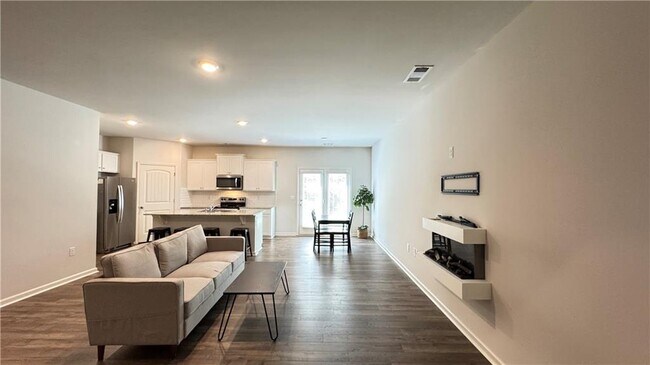 Building Photo - 488 Stoneybrook Dr