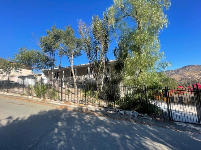 Building Photo - 6541 Clear Springs Rd