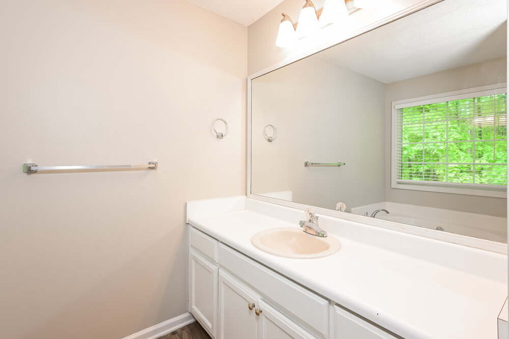 Building Photo - 454 Saddle Shoal Trail