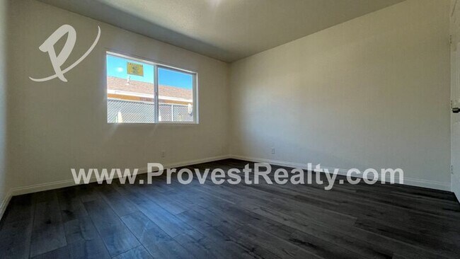 Building Photo - 11800 White Ave