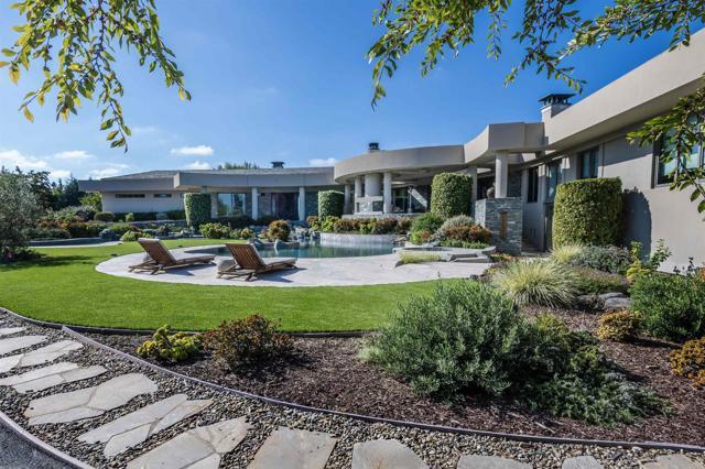 Building Photo - 17534 Los Morros