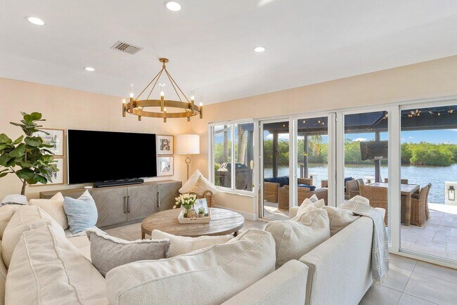 Building Photo - 5 Inlet Cay Dr