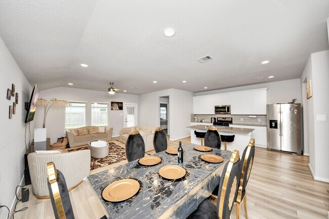 Building Photo - 18819 Allendale Frst Dr