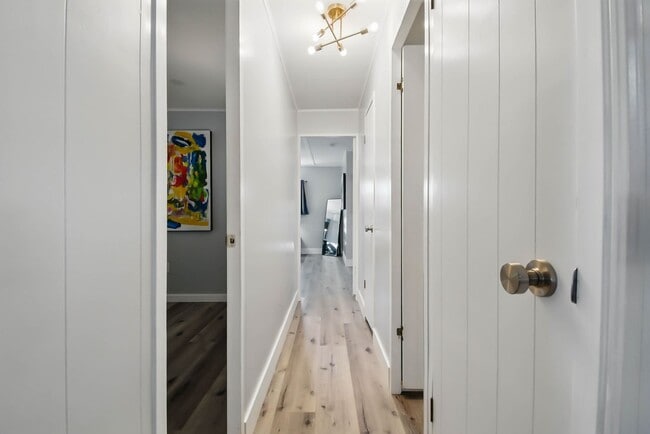 Building Photo - Highly Desirable Double Wide 55+ Home in Rancho Escondido!