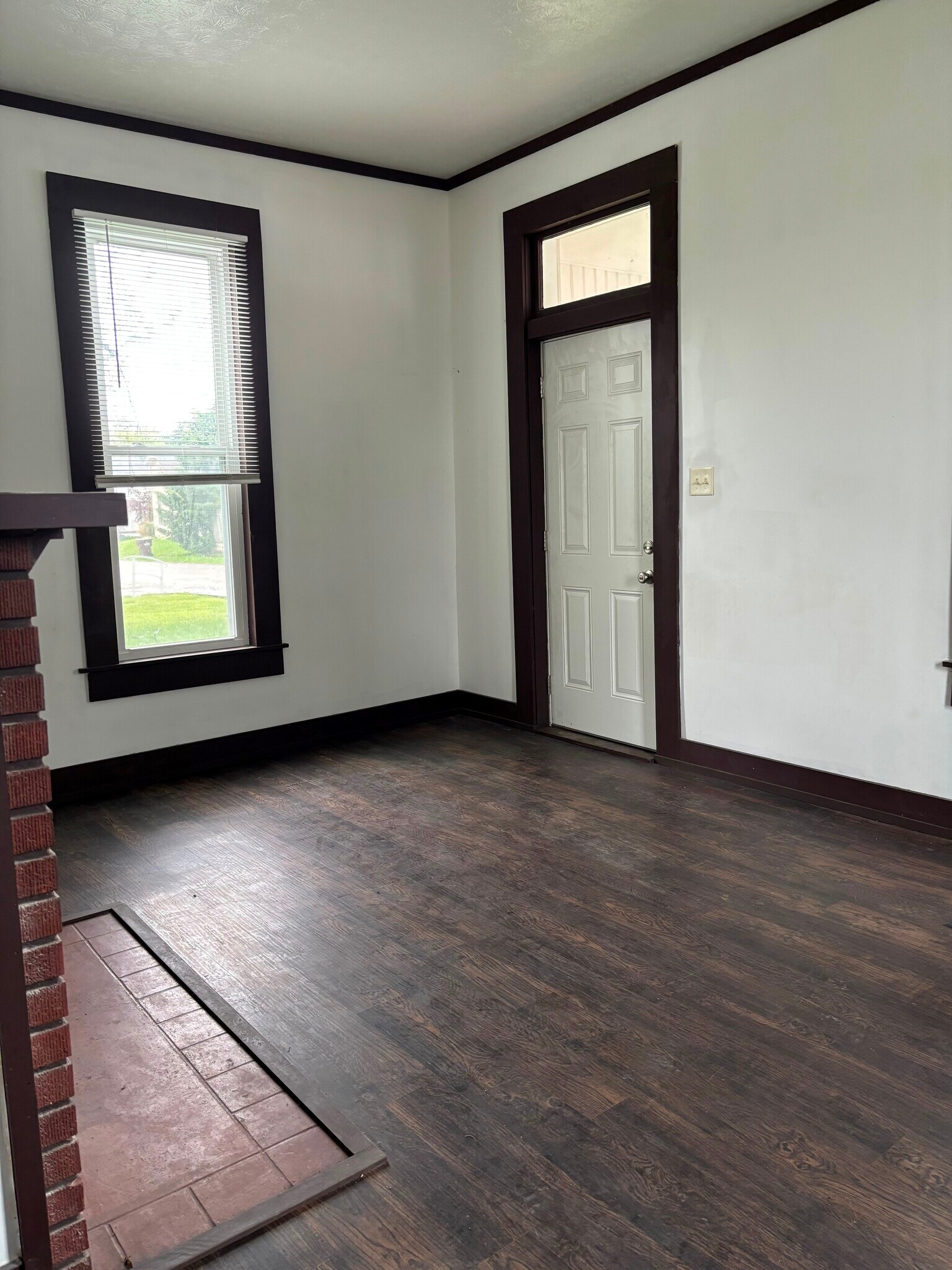 Building Photo - 210 McCabe St