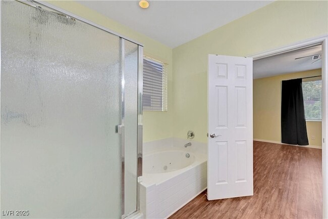 Building Photo - 7029 Chestnut Valley St