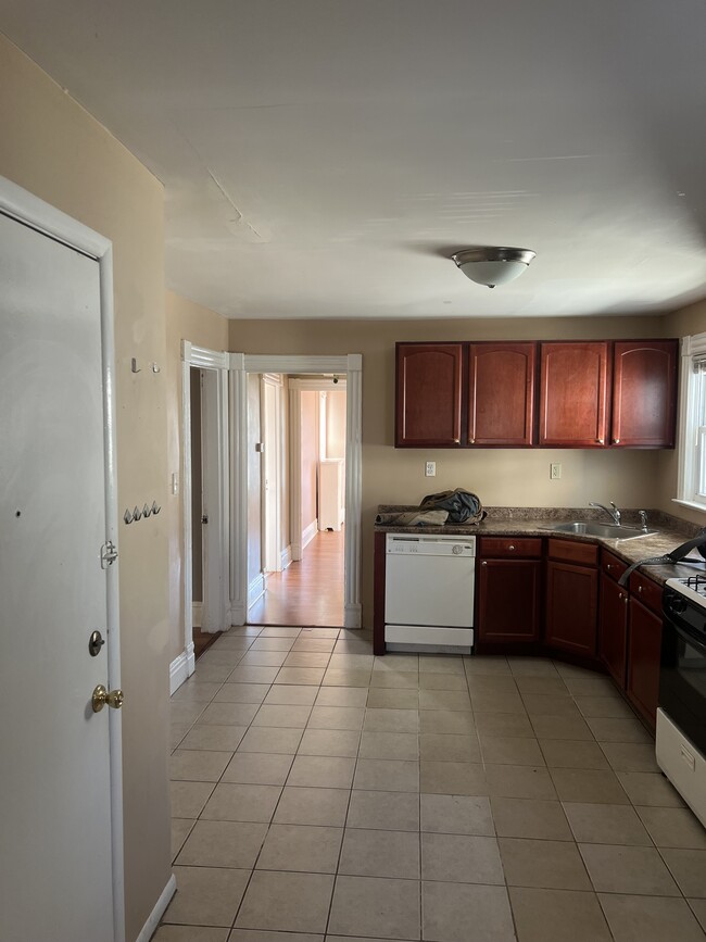 Kitchen with dishwasher - washer and dryer in unit. - 65 Early St