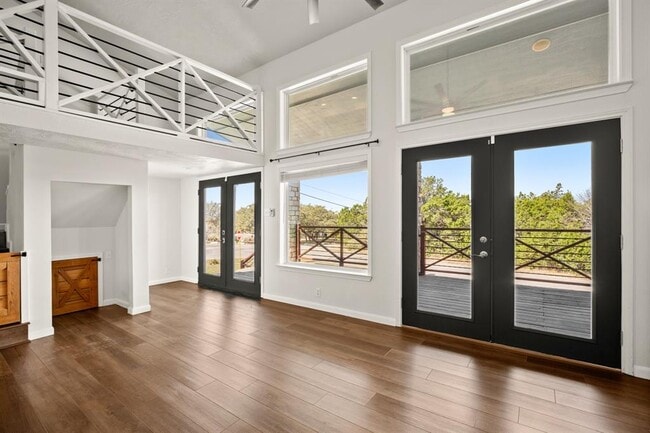 Building Photo - 6607 Avenida Ann St