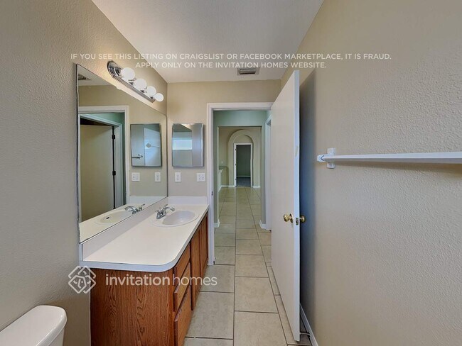 Building Photo - 11721 Brenford Crest Dr