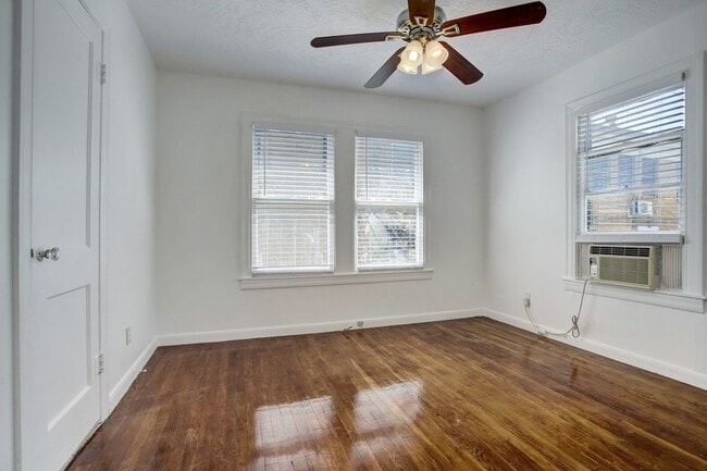 Building Photo - 1229 Heights Blvd