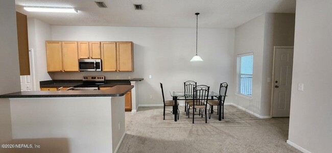 Building Photo - 7036 Deer Lodge Cir