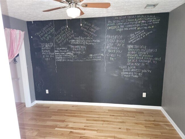 Building Photo - 335 Jon Jeff Dr NW