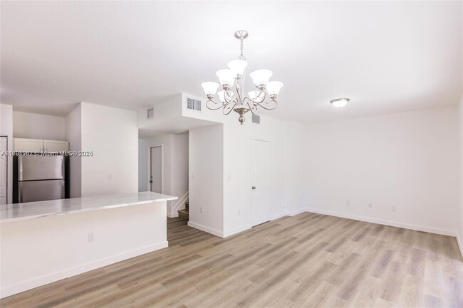 Building Photo - 765 SW 6th Ct