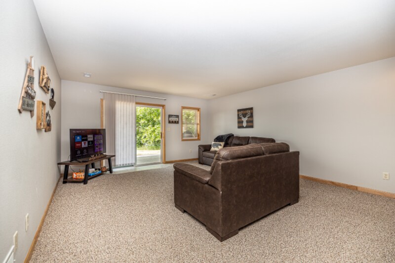 Building Photo - 9811 Deer Trail Rd