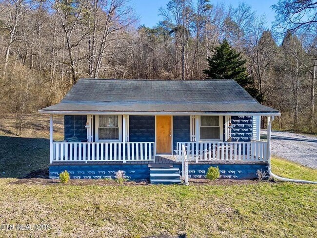 Primary Photo - 614 E Brushy Valley Dr