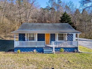 Building Photo - 614 E Brushy Valley Dr