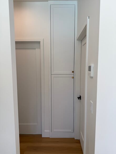 Building Photo - 6641 Glade Ave