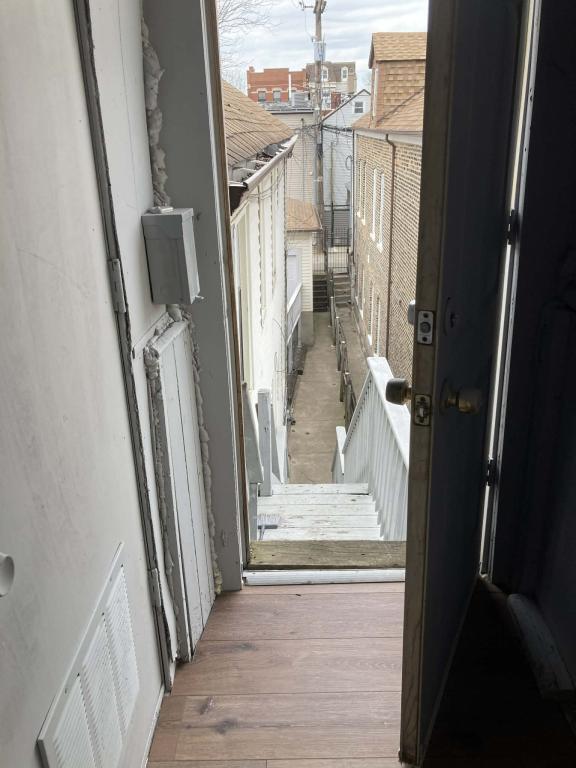 Building Photo - 2258 W 21st Pl