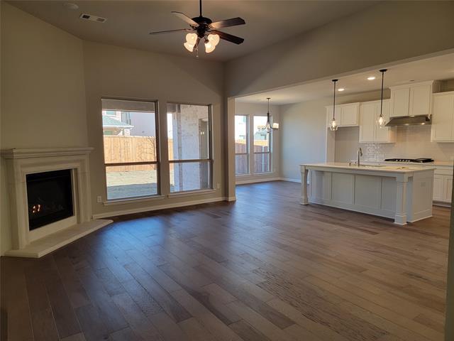 Building Photo - 1708 Daisy Corner Dr