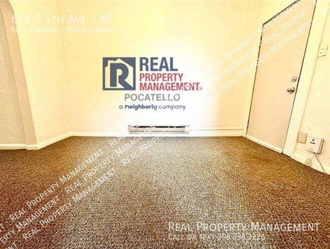 Building Photo - 618 S 4th Ave