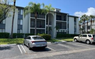 Building Photo - 1015 Green Pine Blvd