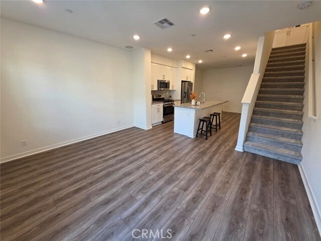 Building Photo - 22222 Poppy Ct
