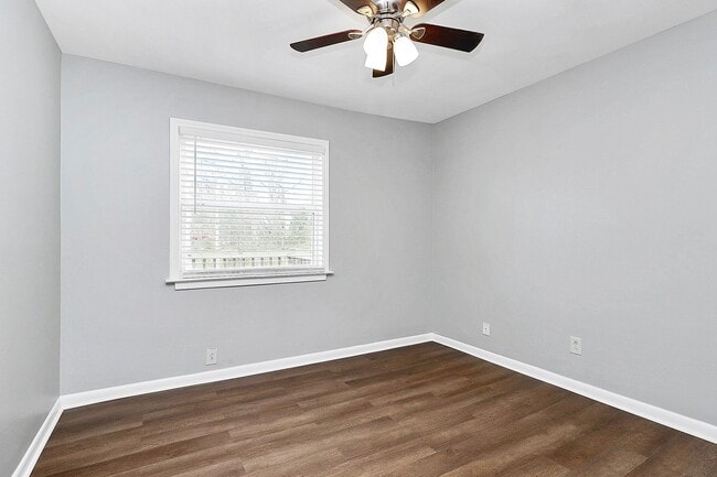 Building Photo - 9121 Troon Ln