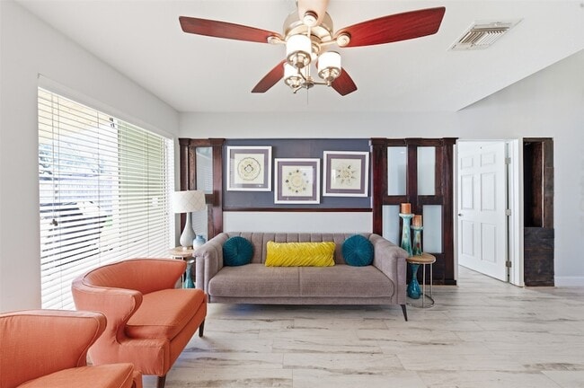 Building Photo - 9003 Tami Renee Ln