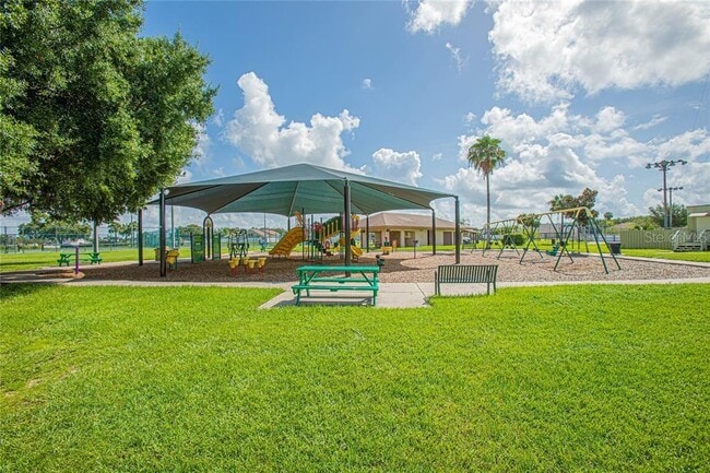 Building Photo - 1832 Wimbledon St