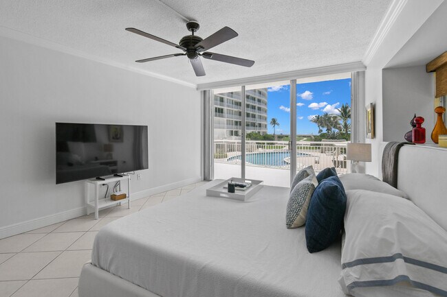 Building Photo - 2780 S Ocean Blvd