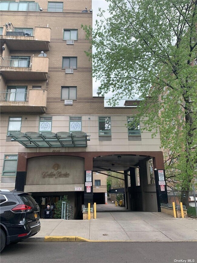Building Photo - 42-31 Colden St