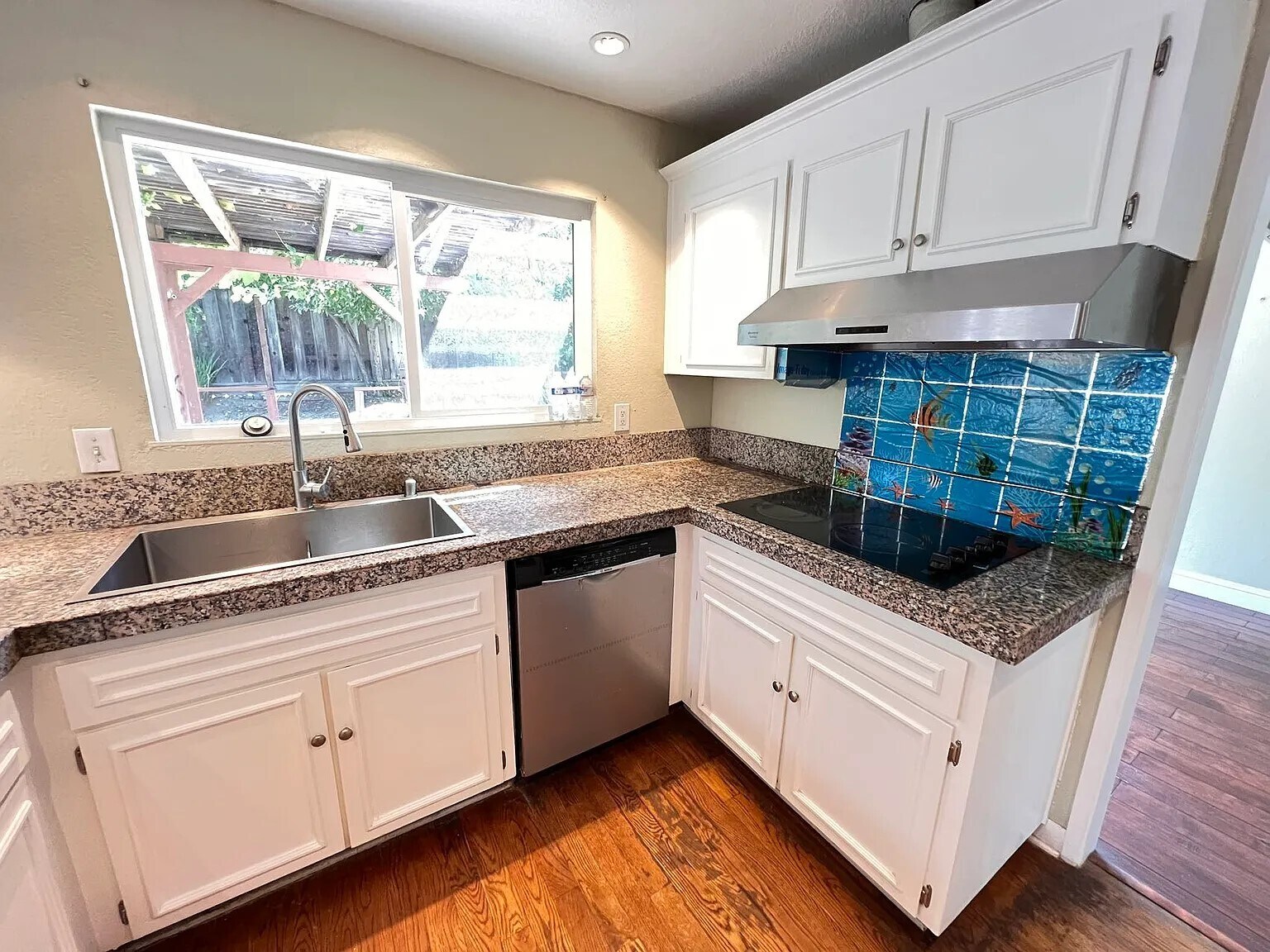 Building Photo - 6976 Claywood Way
