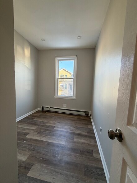 90 W 20th St 2 - 91 W 20th St