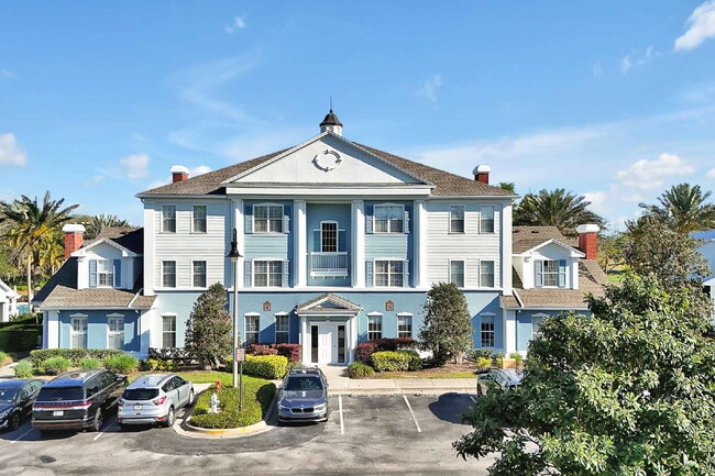 Building Photo - "Beautifully Furnished 3-Bedroom Condo in Desirable Heritage Crossing"