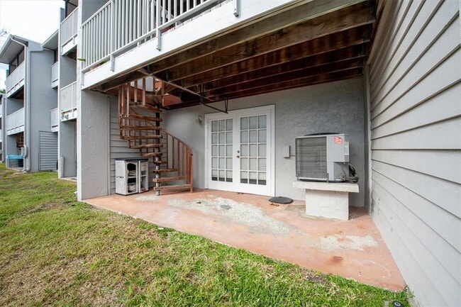 Building Photo - 745 Pinellas Bayway S