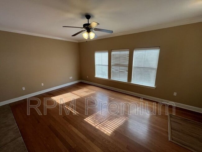 Building Photo - 767 Summer Breeze Dr