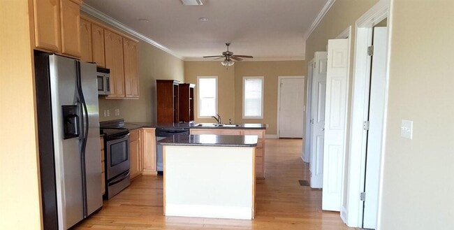 Building Photo - 4988 Burkhalter Rd