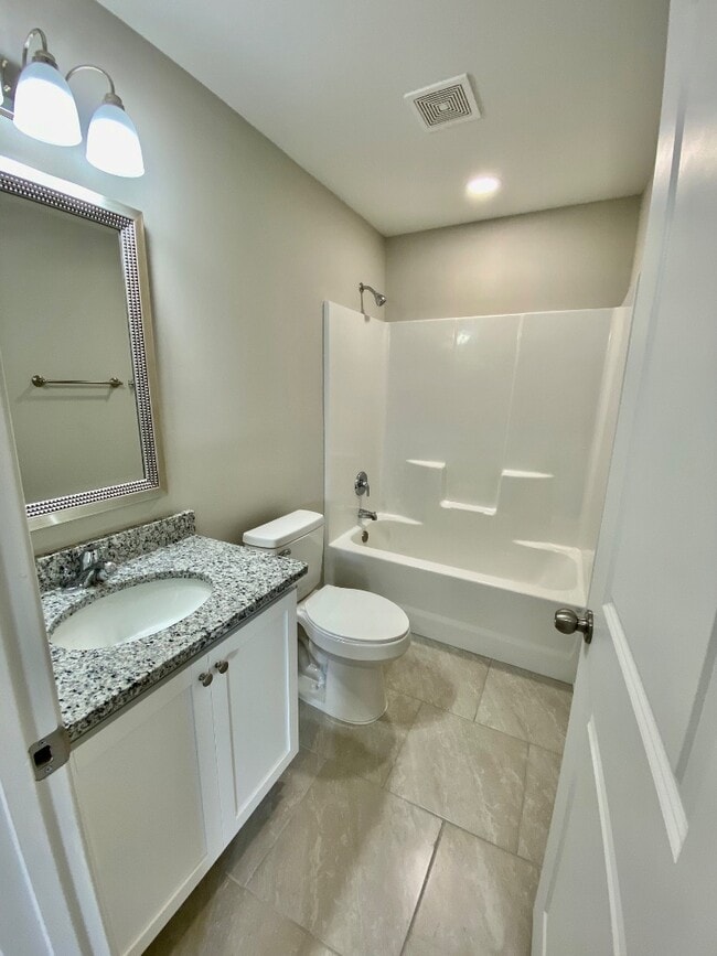 Building Photo - 3686 Saddle Rdg Dr