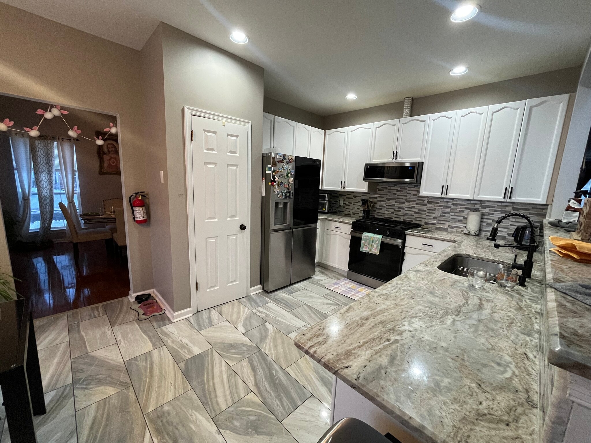 Building Photo - 82 Windingbrook Rd