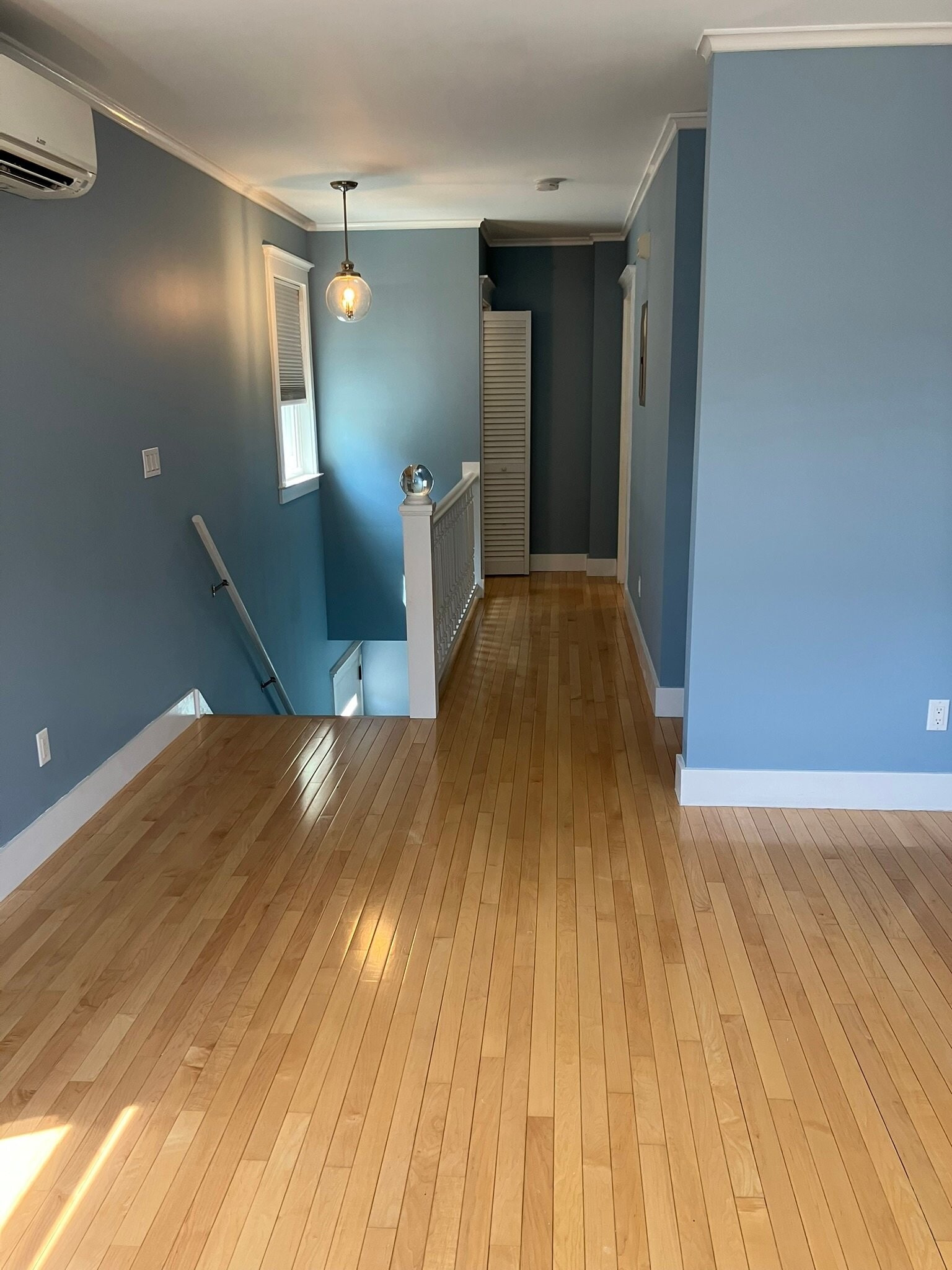 Building Photo - 11 Center Ave