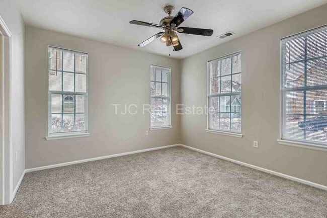 Building Photo - 9042 E 24th Pl