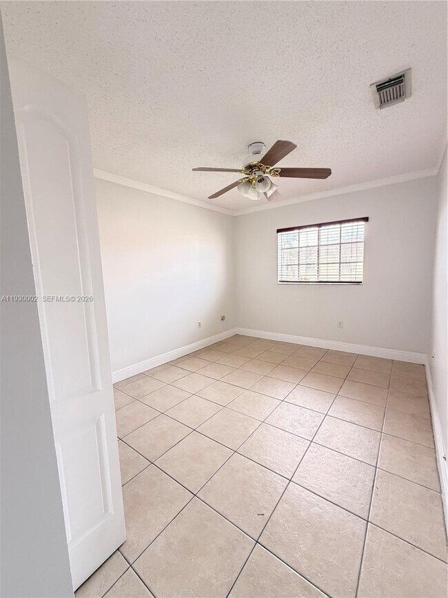 Building Photo - 6880 SW 158th Ct