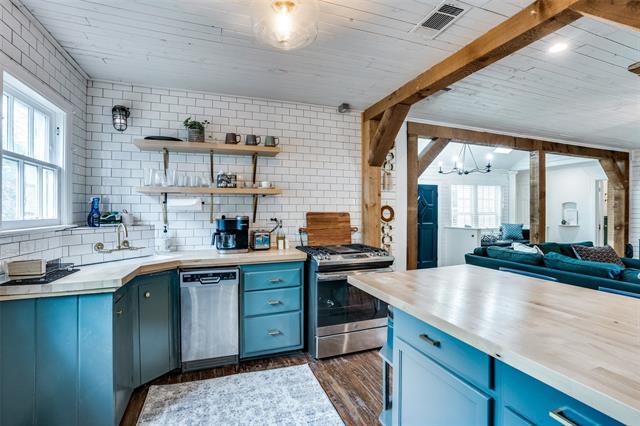 Building Photo - 619 N Hampton Rd