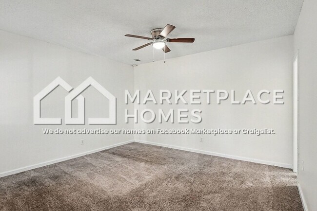 Building Photo - 205 Hunting Ct