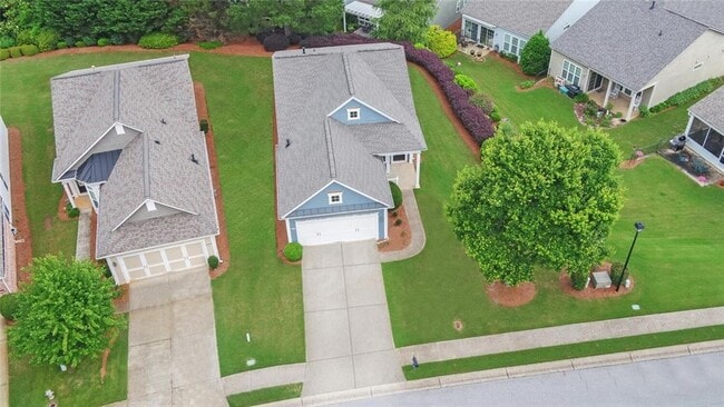 Building Photo - 6218 Azalea Way