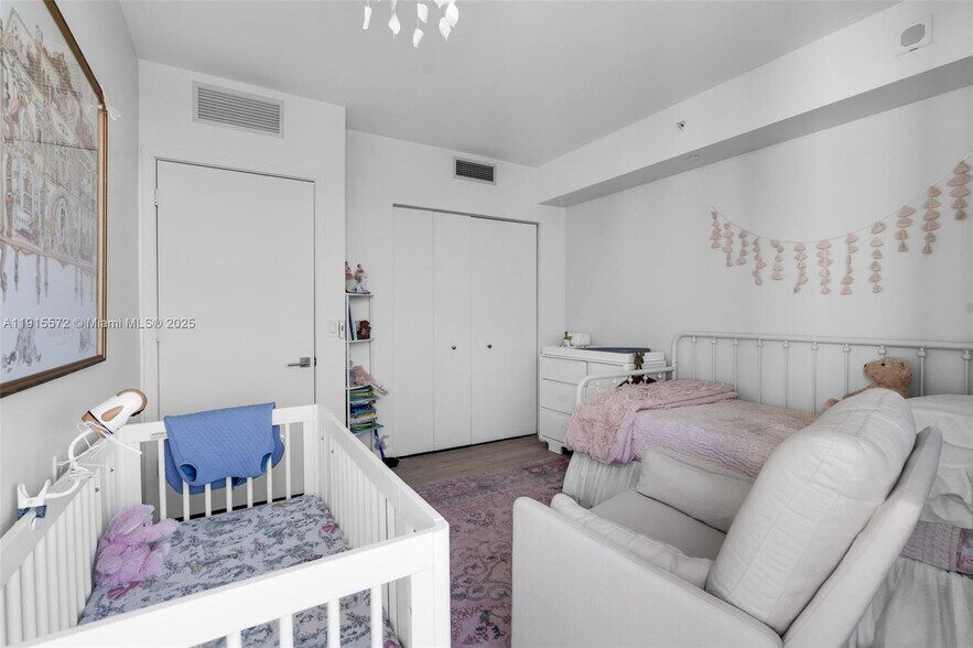 Building Photo - 55 SW 9th St