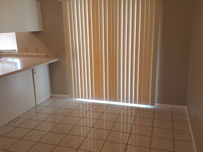 Building Photo - Cozy 3 Bedroom Single-Level Home on Corner Lot in St. George