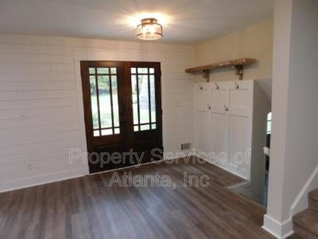 Building Photo - 2980 Prince Howard Dr